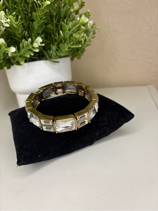 Gold Tone Emerald Cut Crystal Hinged Bangle Bracelet Magnetic Closure Glam main image 7